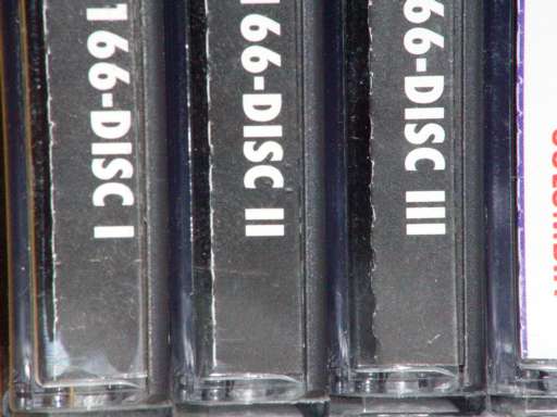 Photo taken at full zoom with +5 diopter at 7.5 inches — very tight at 3.5 CD-widths